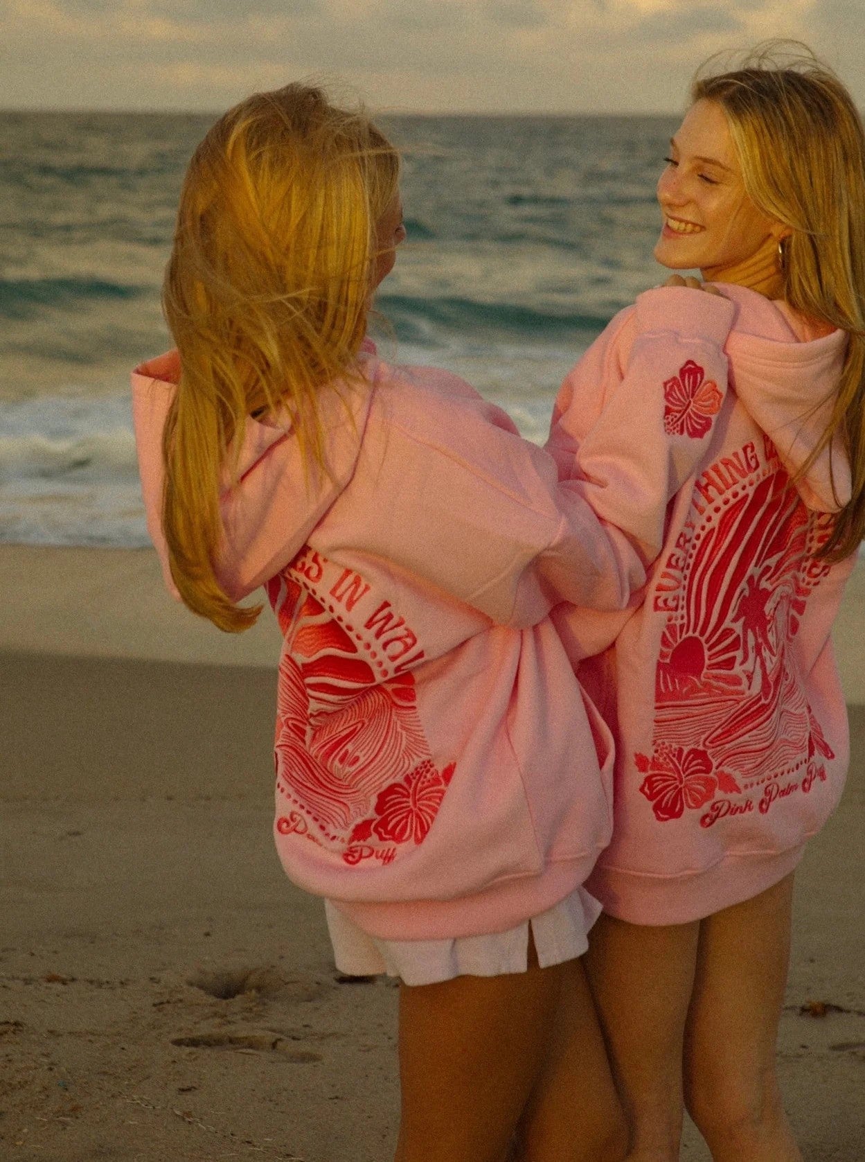 Viva™ | Sunset Waves Hoodie