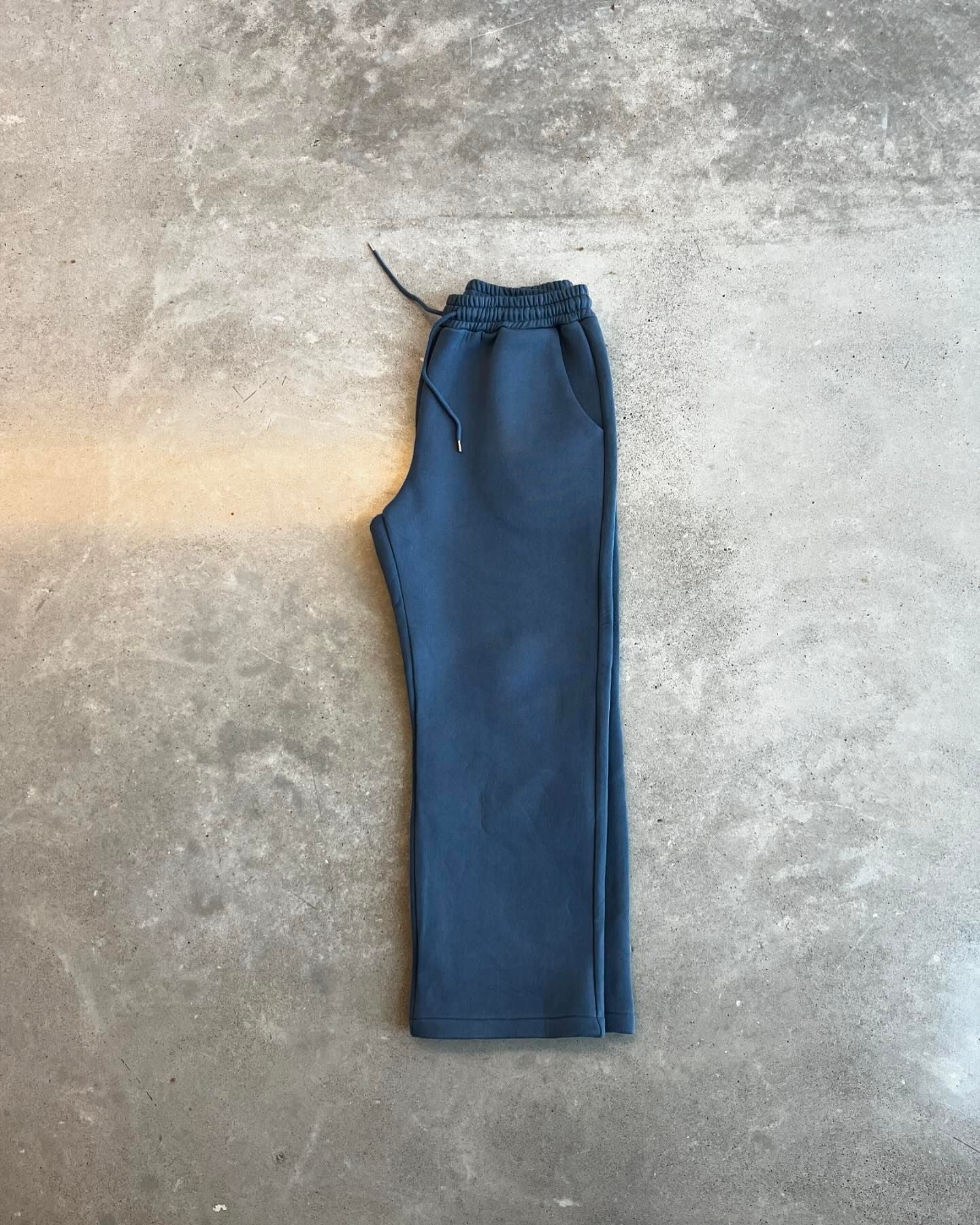 Viva™ | Minimalist Tracksuit